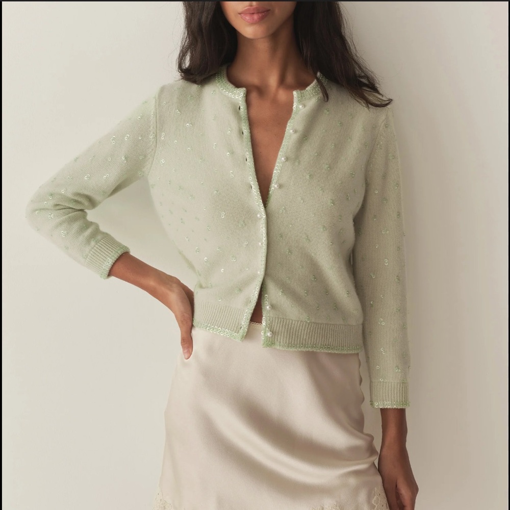 Doen Light Green Cardigan